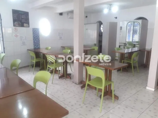 Salão Comercial à Venda em Santo André Centro, 125 m², 2 Banheiros, 1 Vaga | Financiament