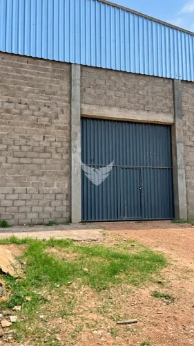 EXELENTE GALPÃO COMERCIAL BAIRRO SÃO CRISTOVÃO