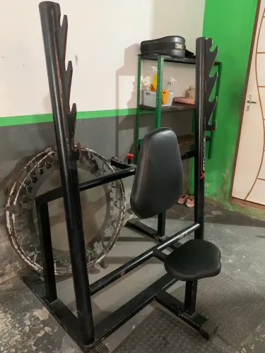 Aparelho de musculação