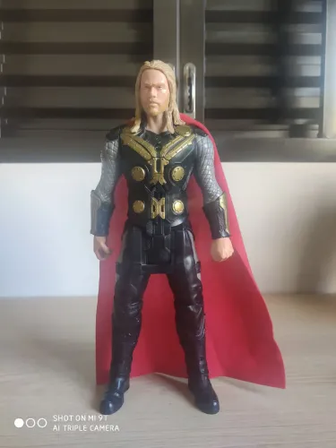 Boneco Thor Titan Hero Hasbro Original Com Capa de Tecido