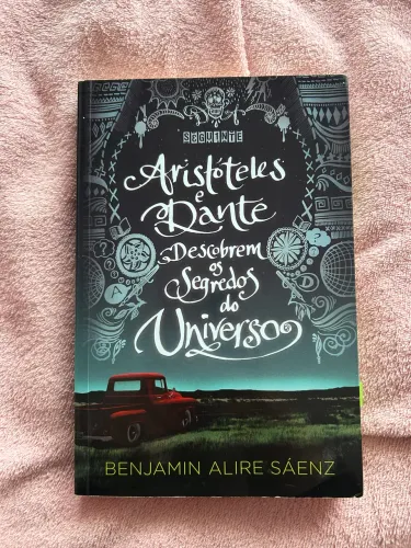 Livro usado - Aristóteles e Dante descobrem os segredos do universo