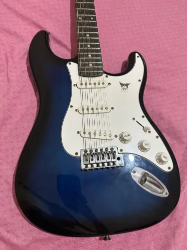 guitatra stratocaster vogga