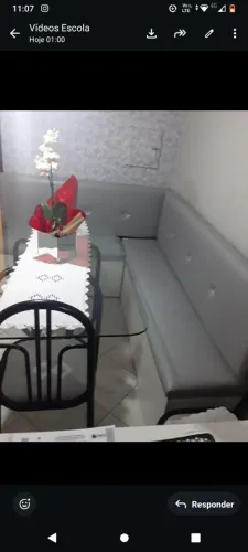Canto Alemão + Mesa + 3 Cadeiras