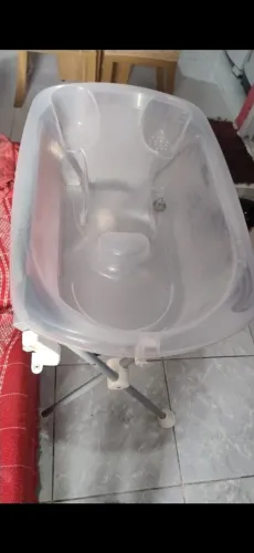 Banheira com suporte
