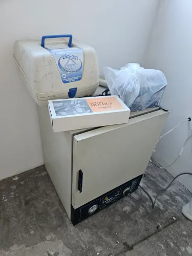 Forno esterilizador antigo dentista