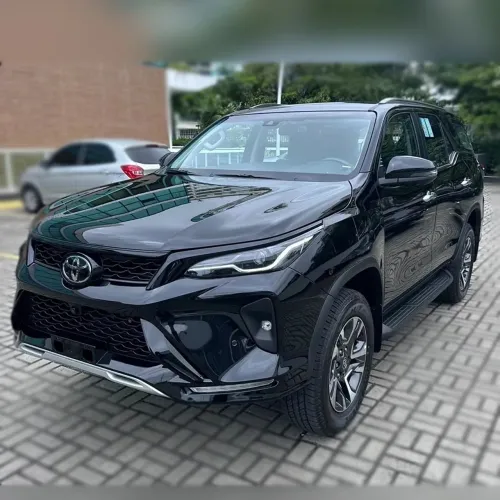 Toyota Hilux SW4 SRX Plat. 4X4 2.8 TB Die. Aut. 2026