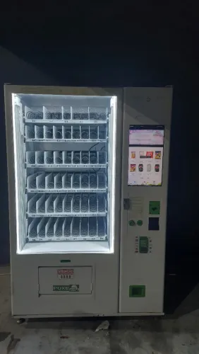 VENDING MACHINE 