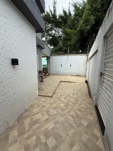 CASA DUPLEX NOVA E MODERNA COM 3 QUARTOS - 200m² | FINANCIÁVEL