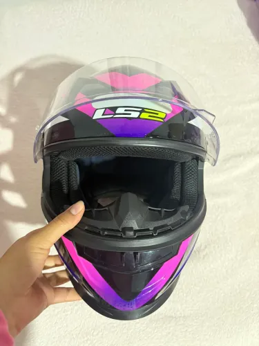 Capacete LS2 estrela n56 novo sem detalhes