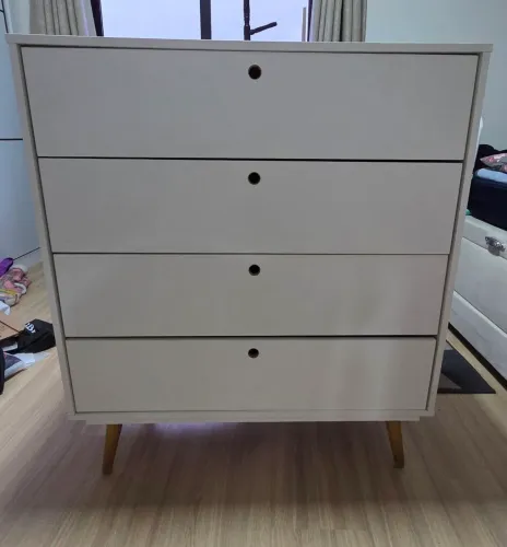 Conjunto de móveis para quarto - Cômoda + 2 criados-mudos