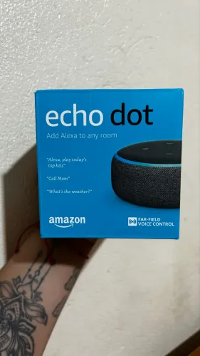 Echo Dot 3ª Geração Smart Speaker Com Alexa Amazon Bivolt Preto