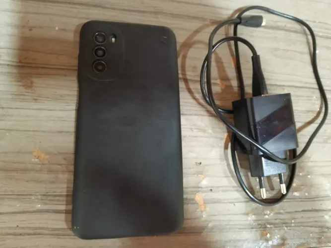 Motorola G52