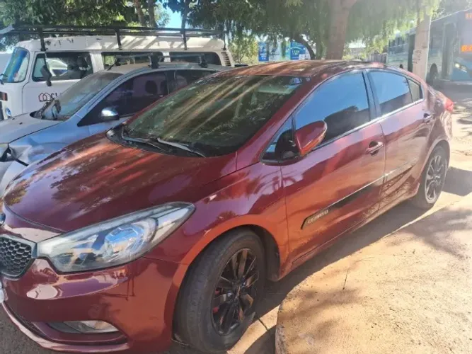 Kia Motors Cerato 1.6 16V Flex Aut. 2014