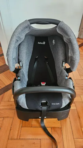 Bebê conforto da Safety 1st para carro e carrinho Safety 1st