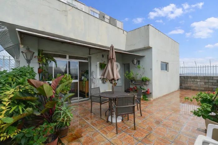 Cobertura à venda, 3 quartos, 1 suíte, 2 vagas, Barroca - Belo Horizonte/MG