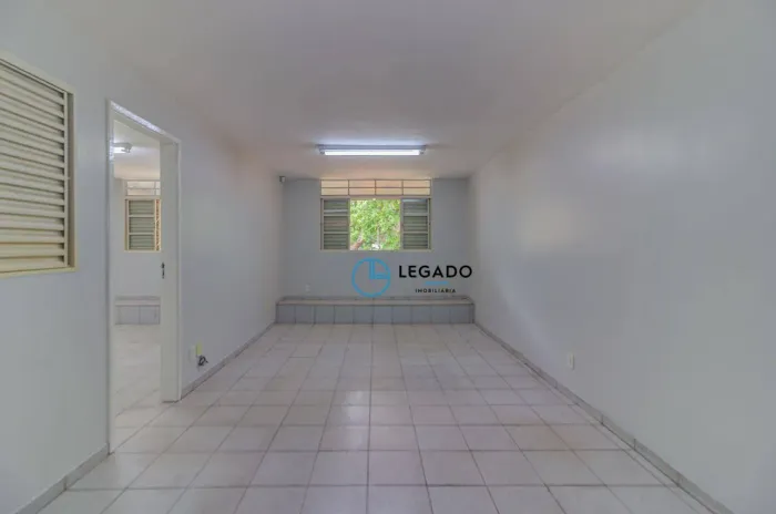 Apartamento com 2 dormitórios para alugar, 70 m² por R$ 3.686,74/mês - Asa Sul - Brasília/