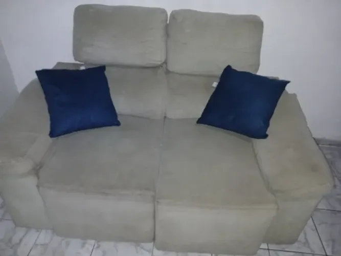 Sofá 2 lugares