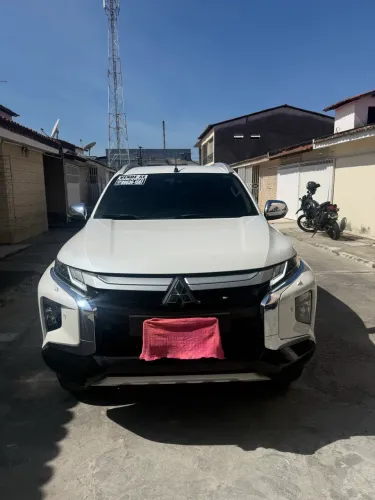 Mitsubishi L200 Triton Sport HPE-S 2.4 CD Dies. AUT 2024
