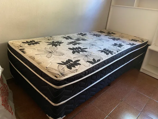 Cama BOX solteiro + cabeceira