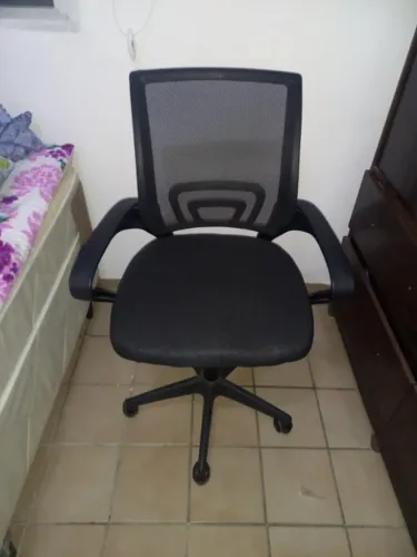 Cadeira para escritório giratória