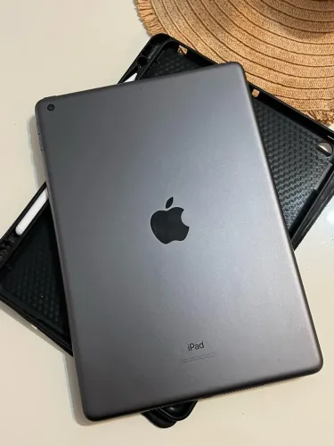 iPad 9ª geração - 64GB