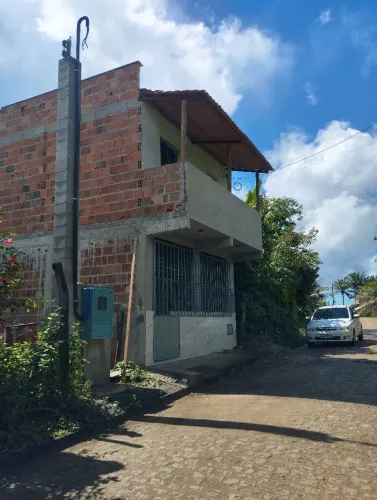 Vendo ponto comercial e kitnet, da pra fazer uma casa boa só fazer as divisões 