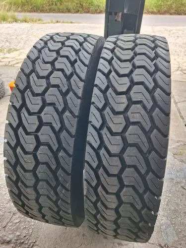 Pneus 295 80R22.5 Continental (reformados)