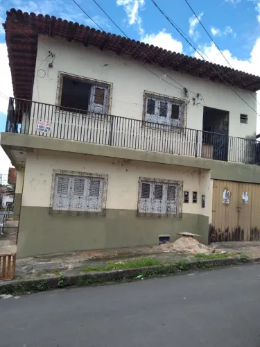 C Vendo apto na rua Hugo da Cunha Machado B Fátima