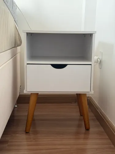 RETIRADA HOJE Conjunto de 2 Mesas de Cabeceira