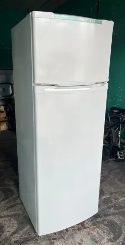 Geladeira com Defeito na Borracha das duas portas