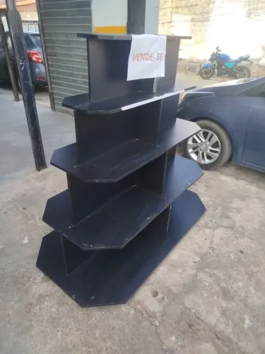 Expositor produtos supermercado