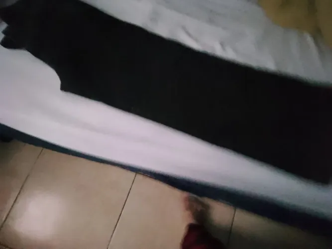 Calça jeans boca larga nova nunca foi usada