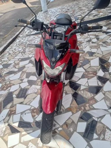 MOTO YAMAHAF250