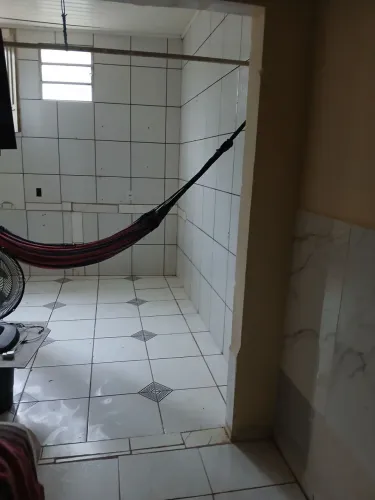 Aluga-se apartamento estilo casa