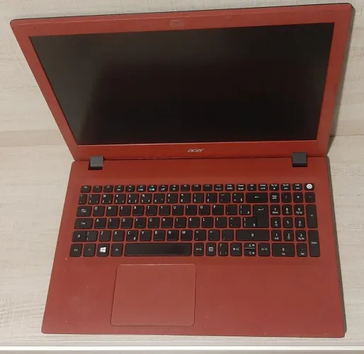 DEFEITO Notebook Acer E5-573