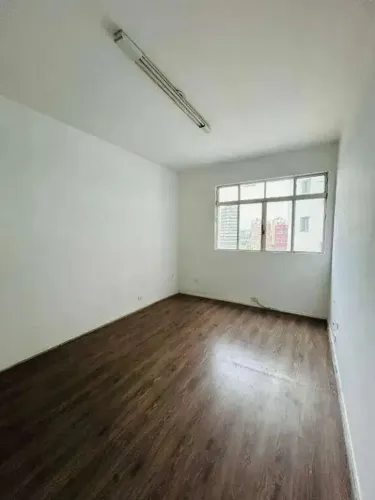 Sala Comercial para Locação no Centro de Santo André - Localização Estratégica. REF: 19895