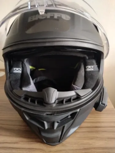 Capacete Bieffe B-fast novinho 