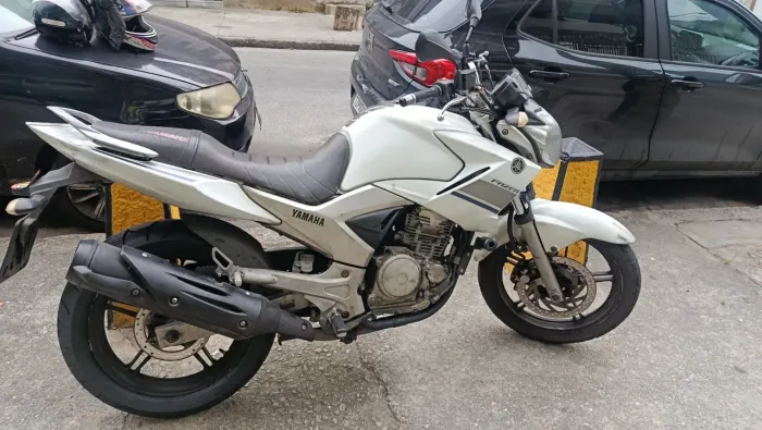 Vendo FAZER 250 2014/ 11mil