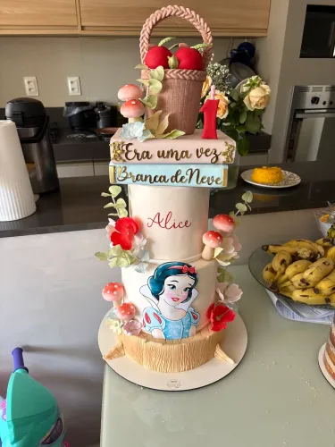 Bolo decorativo aniversário