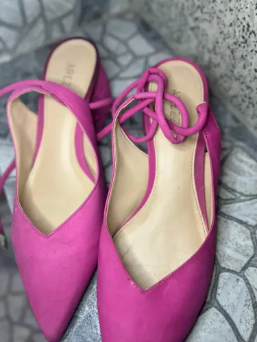 Scarpin Arezzo Rosa Pink - Elegante e Moderno