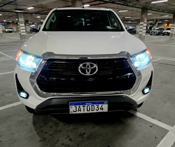 Toyota Hilux CD SRV 4X4 2.8 TDI Diesel Aut. 2021