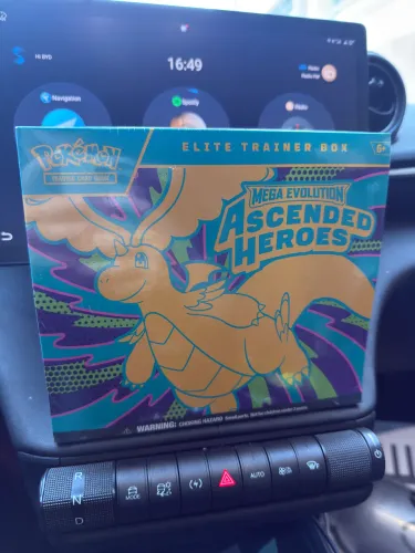 Etb ascended heroes lacrada em ingles