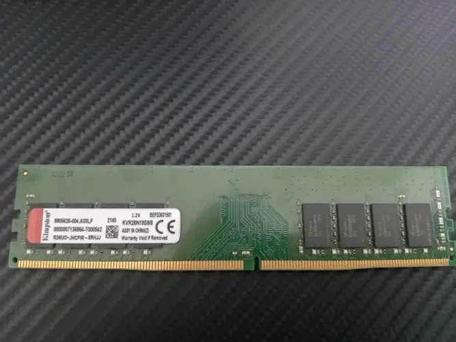 Memória RAM DDR4 8GB Kingston KVR26N19S8/8 2666mhz