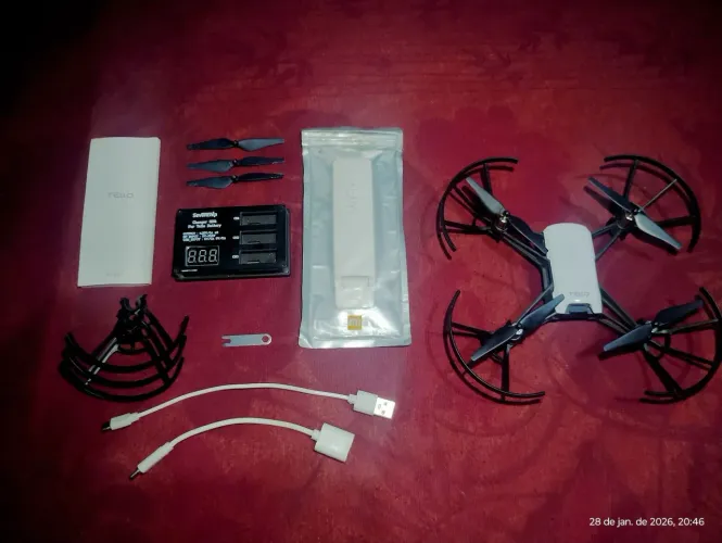 Drone DJI Tello + repetidor + hub de carregamento