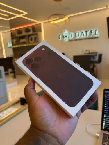iPhone 18 Pro Max 256GB Bordo Lacrado - Loja Fisica