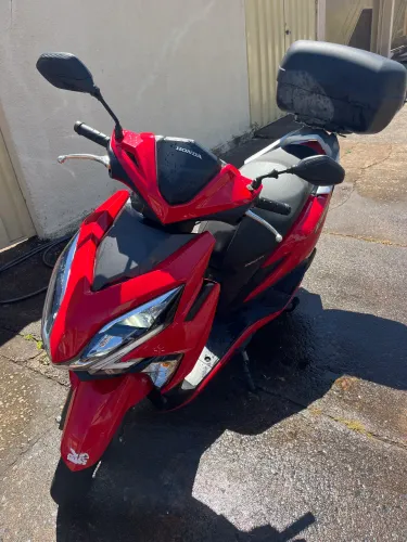 Vende-se Honda Elite 21/21 10600 Km,