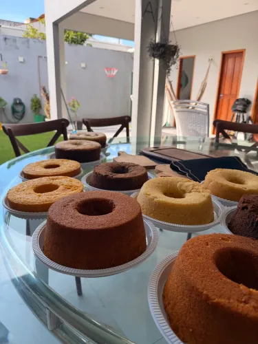 Boleira de bolos caseiros