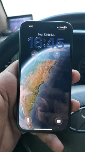 iPhone 15