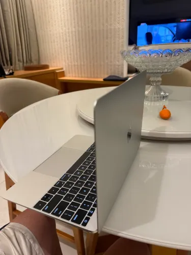 MacBook