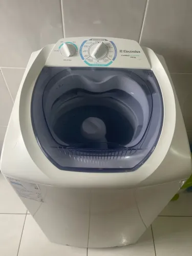 Máquina de Lavar Electrolux 7kg LTE07 (110V) - Pouquíssimo Uso / Estado de Nova